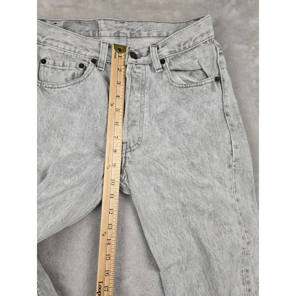 Levis bottoms legs